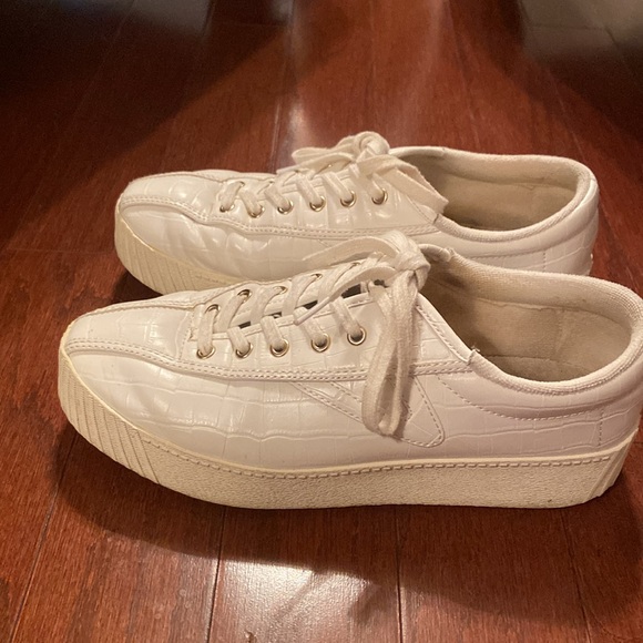 Tretorn Nylite White Crocodile-Embossed Flatform Sneakers - Picture 6 of 6